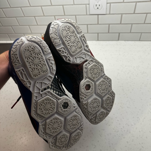 Lebron 12 What The - Picture 3 of 9